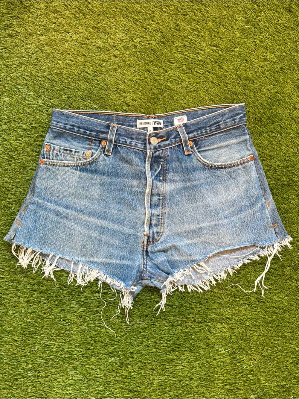 RE/DONE x Levi’s High Rise Cut Off Denim Shorts Size 28